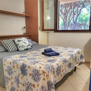 https://pineta-58100.it-tuscanyhotel.com