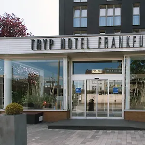 Tryp By Wyndham Frankfurt Otel