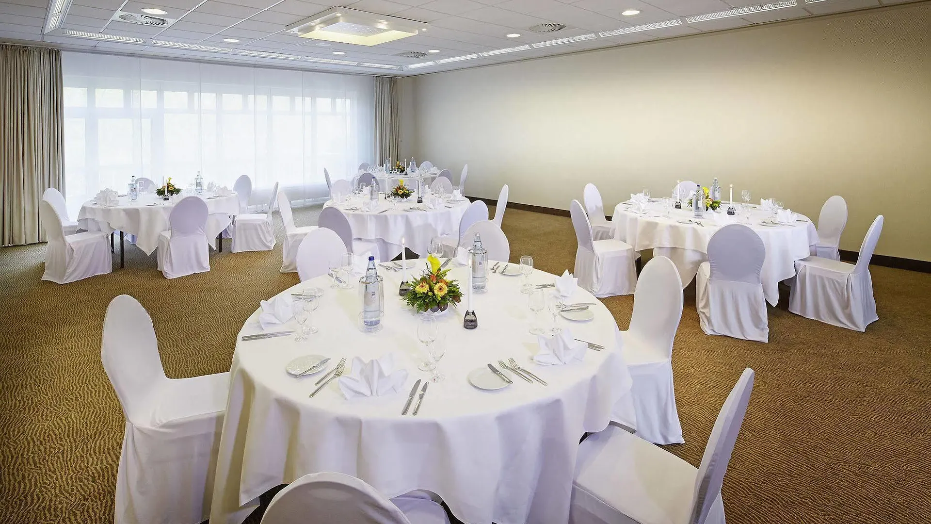 Essential By Dorint Frankfurt-Niederrad Otel Frankfurt am Main Almanya