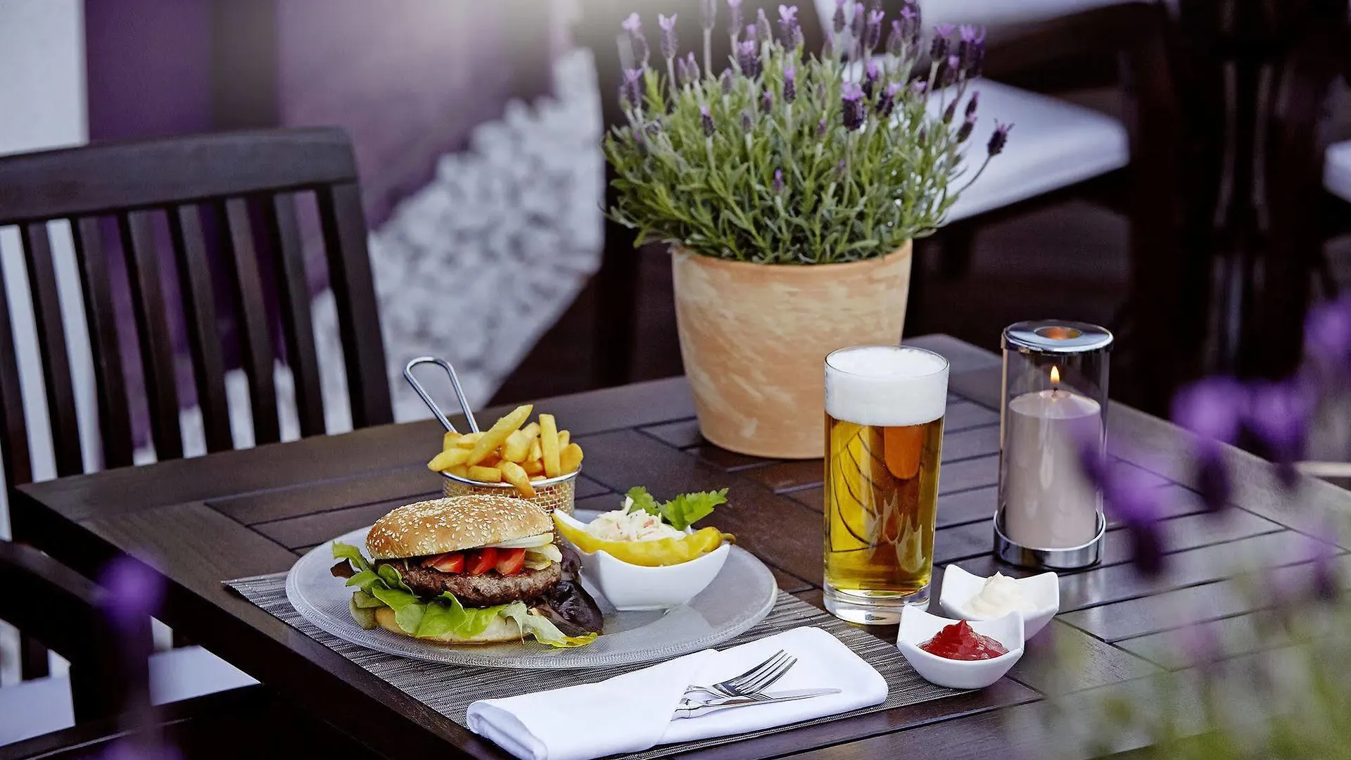Essential By Dorint Frankfurt-Niederrad Hotel Frankfurt am Main 4*,