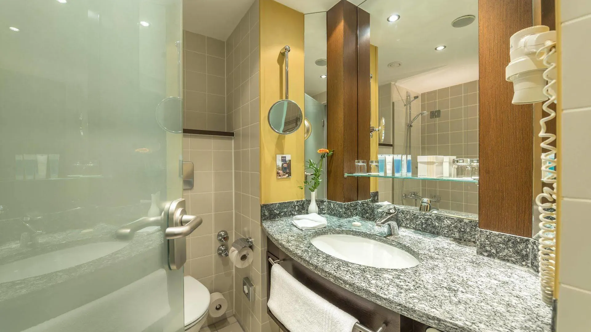 Essential By Dorint Frankfurt-Niederrad Hotel Frankfurt am Main